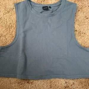 Monob gray tank top.